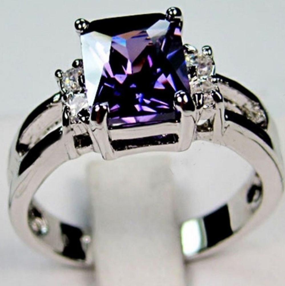 Amethyst Silver Ring